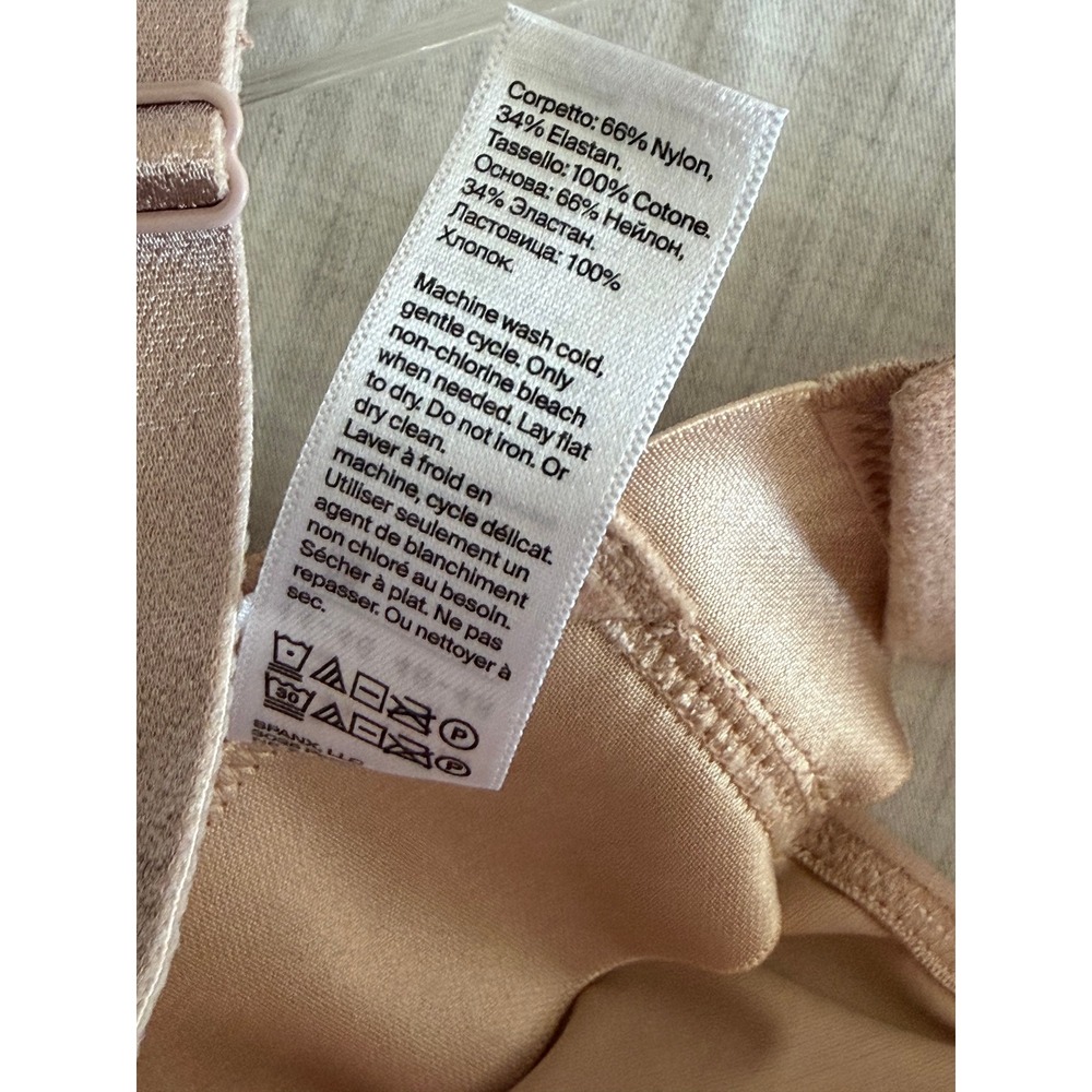 NWT Assets by SPANX Shaping Bodysuit Womens Large Nude Strapless Cupped 10216R - Picture 6 of 7